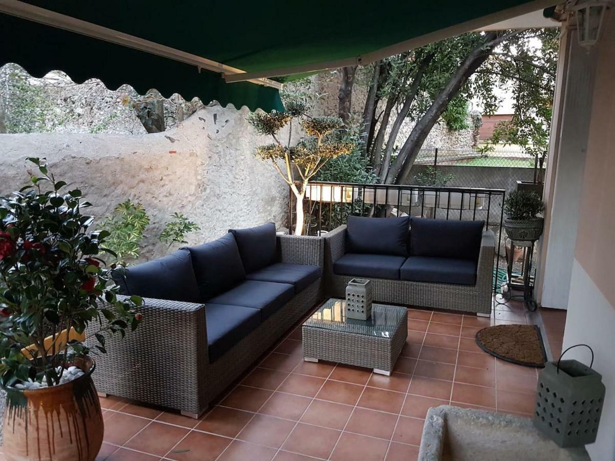 23 Rue Jean Amade Apartment Céret Екстериор снимка