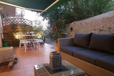 23 Rue Jean Amade Apartment Céret Екстериор снимка