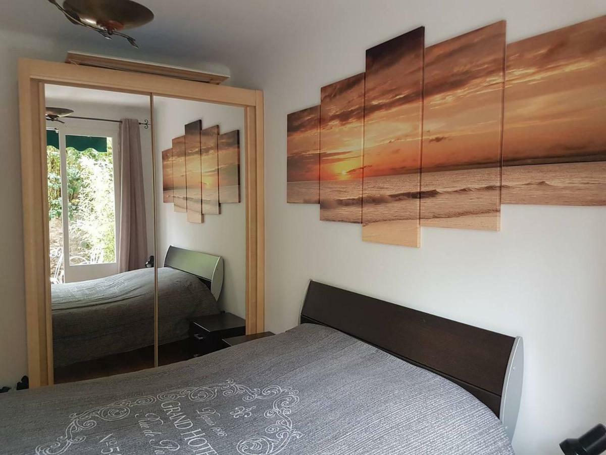 23 Rue Jean Amade Apartment Céret Екстериор снимка